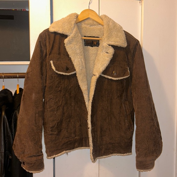 Cozy corduroy jacket 🧸 - Picture 1 of 3